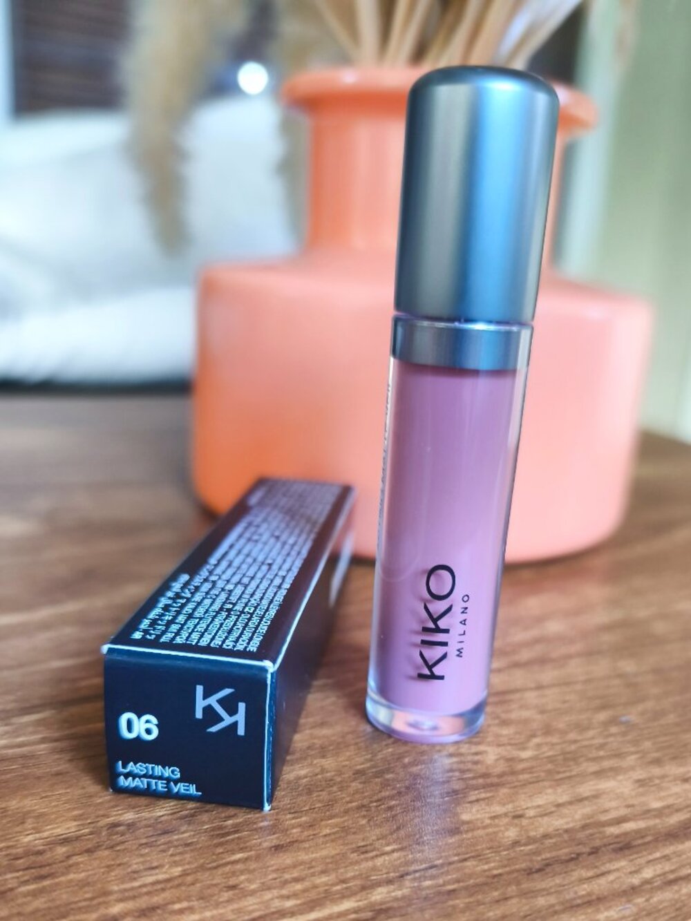 KIKO Milano Lasting Matte Veil Liquid Lip Colour 06 Nude rose